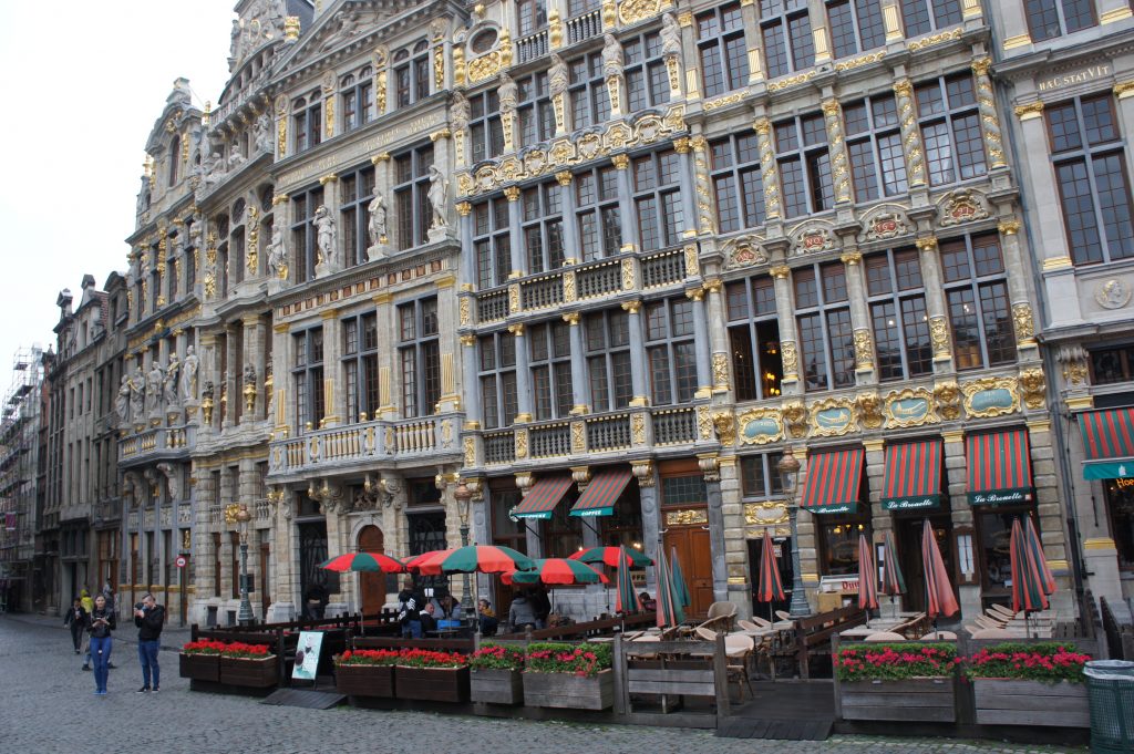 kamieniczki starego miasta w Brukseli