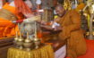 Mnisi w świątyni Chiang Mai
