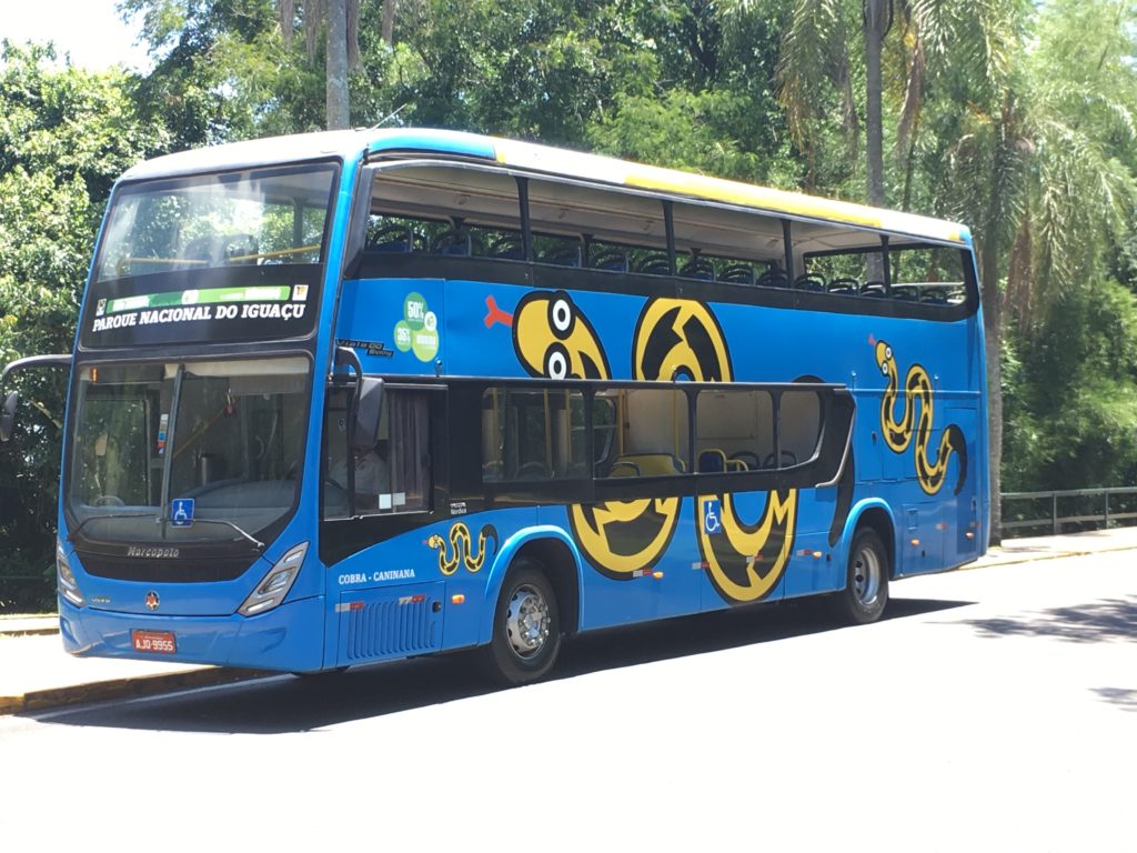 Po stronie brazylijskiej jeździmy autobusami