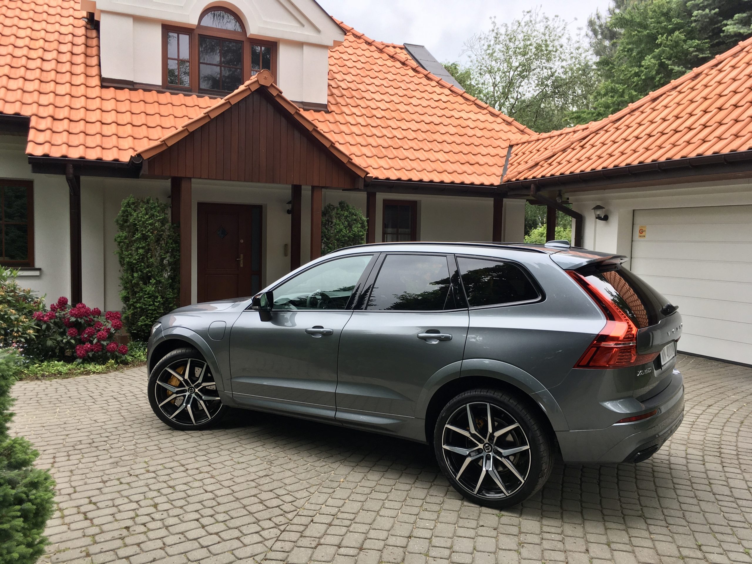 hybryda Volvo XC60