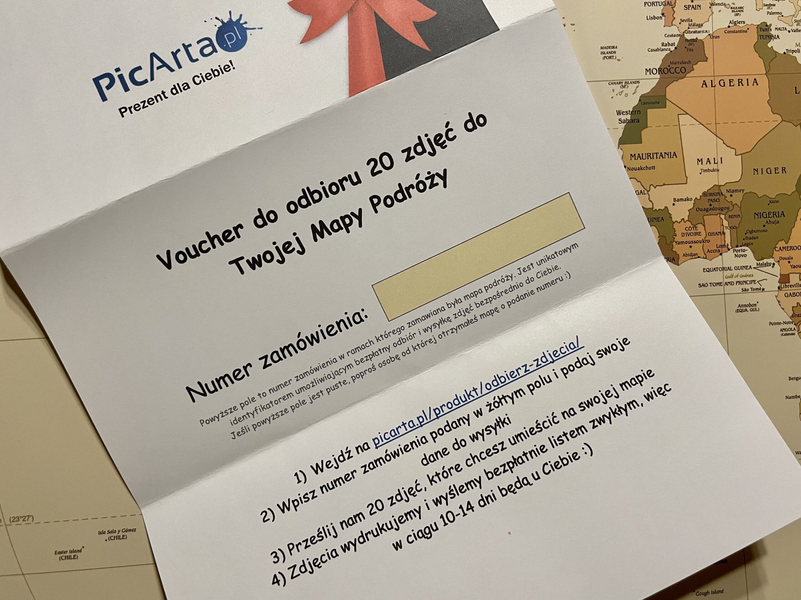 Możliwość wydrukowania i umieszczenia zdjęć wprost na mapie jest świetnym pomysłem