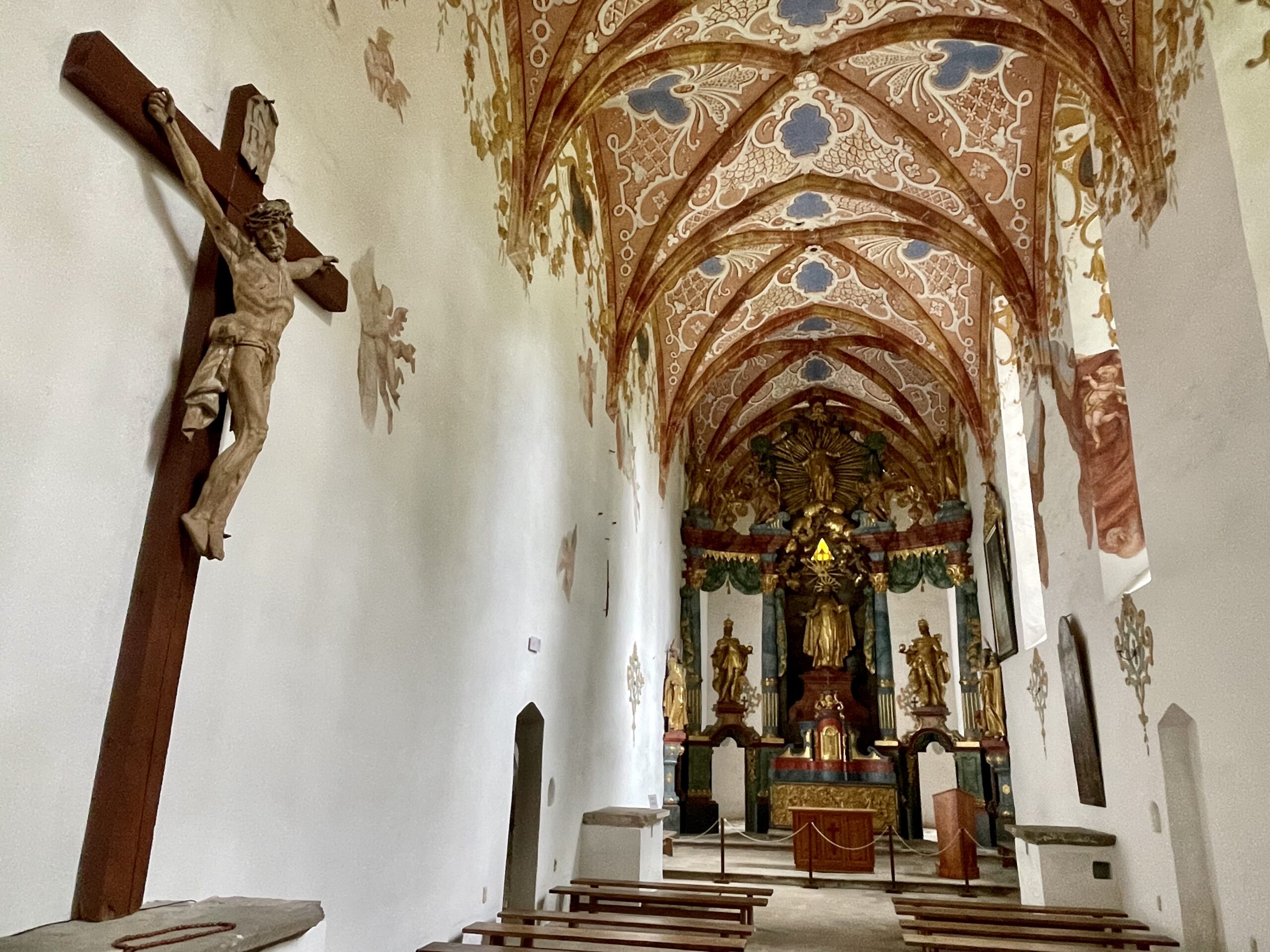 Kaplica w Czerwony Klasztorze została niedawno pieczołowicie odrestaurowana