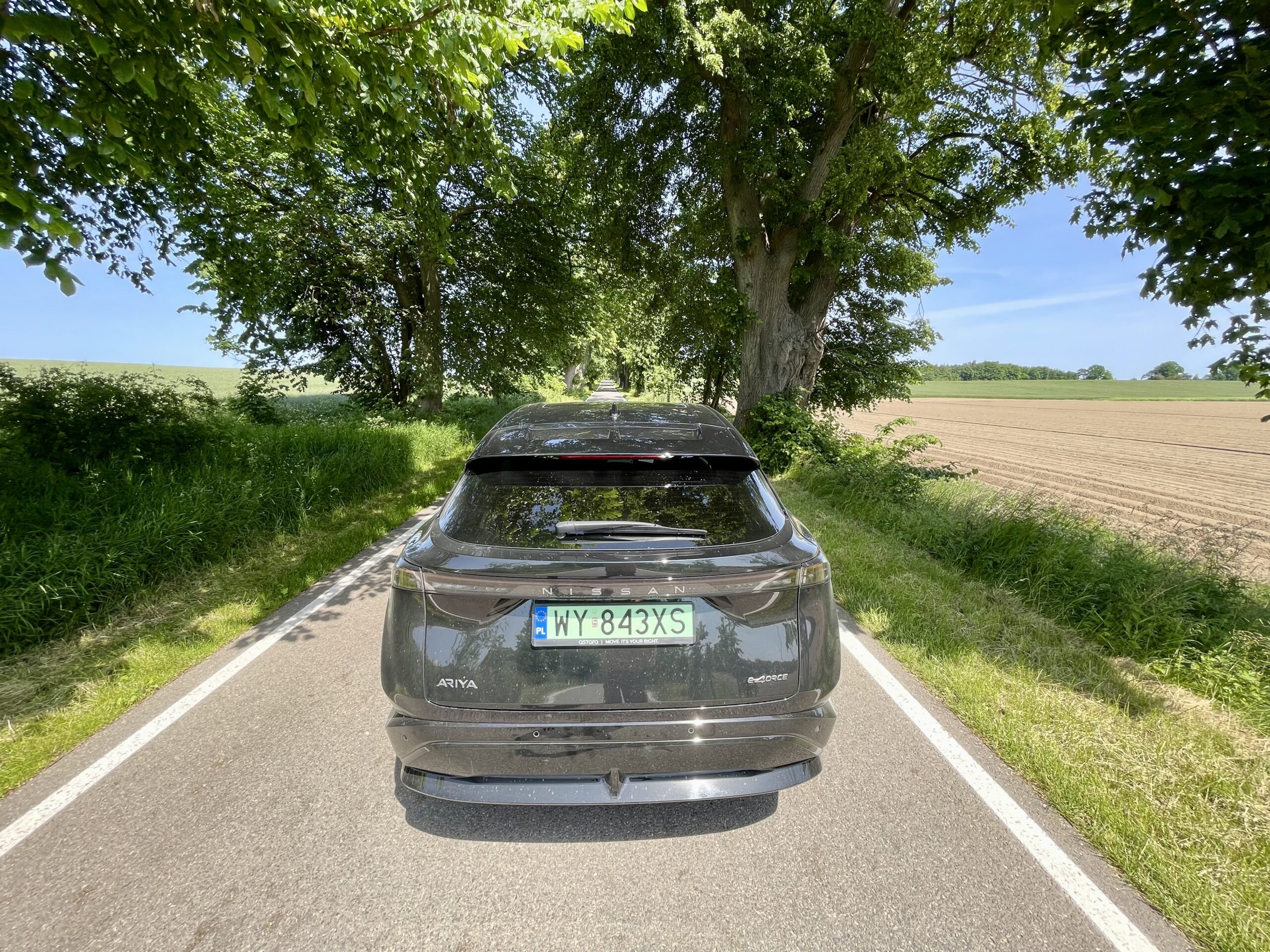 Duża klapa skrywa duży i ustawny bagażnik