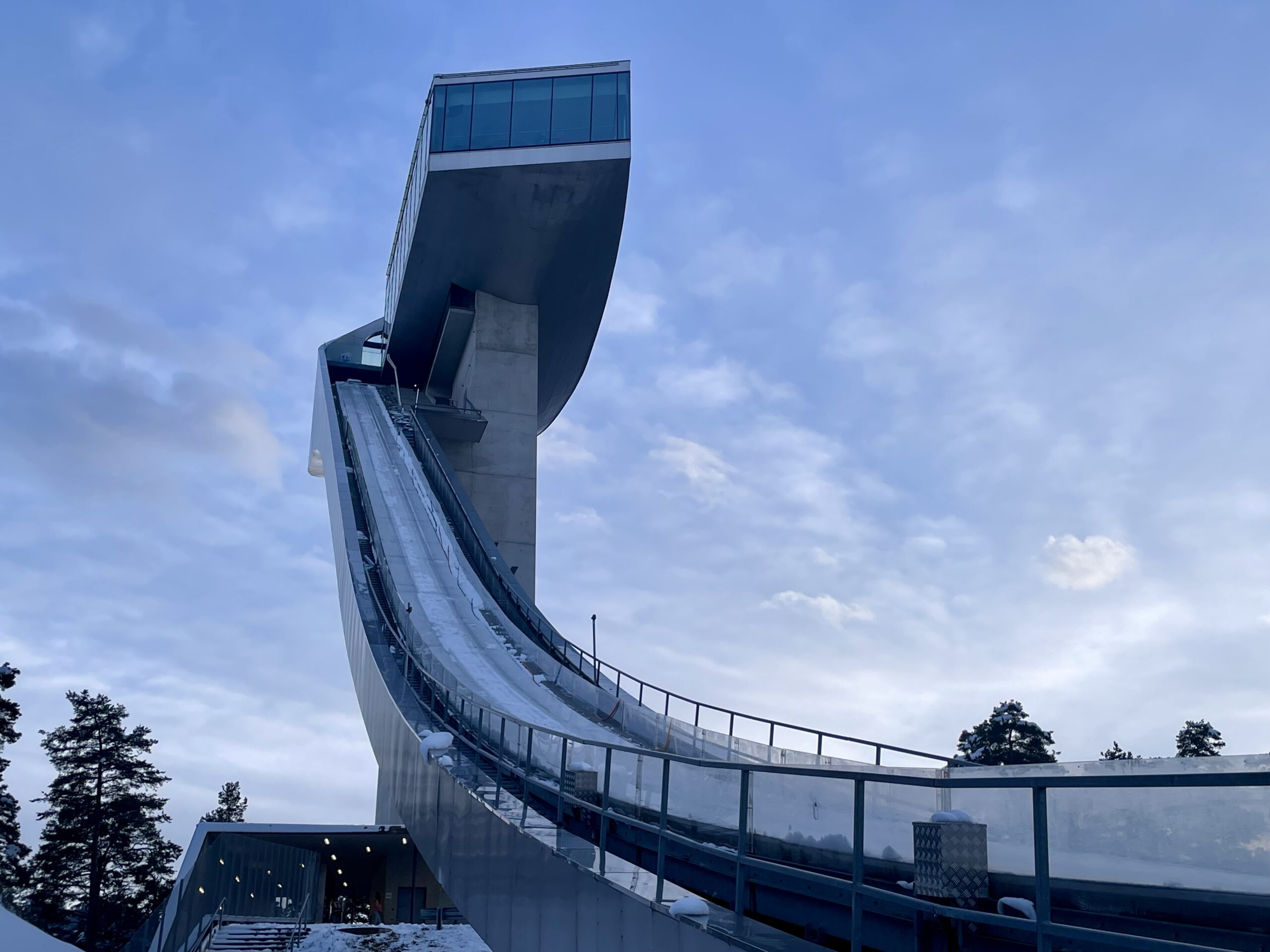 Karta "Ski plus City" obejmuje wstęp na legendarną skocznię Bergisel