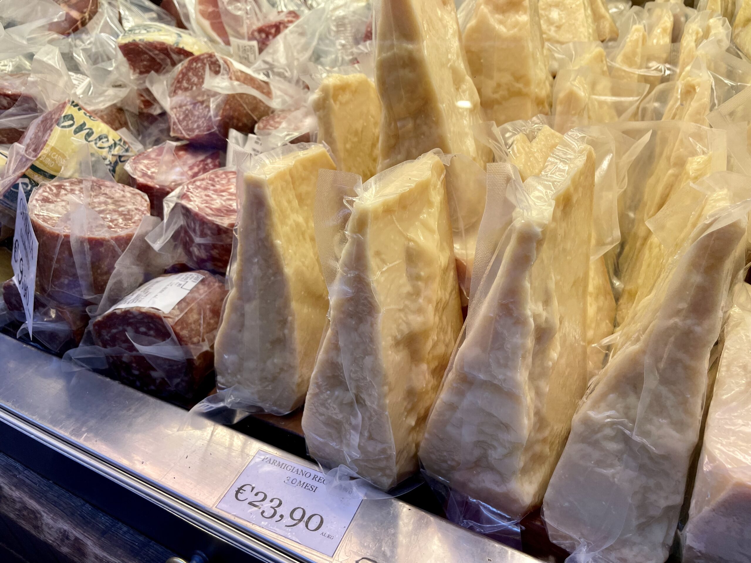 Emilia - Romania jest miejscem produkcji wielu ikonicznych włoskich produktów spożywczych