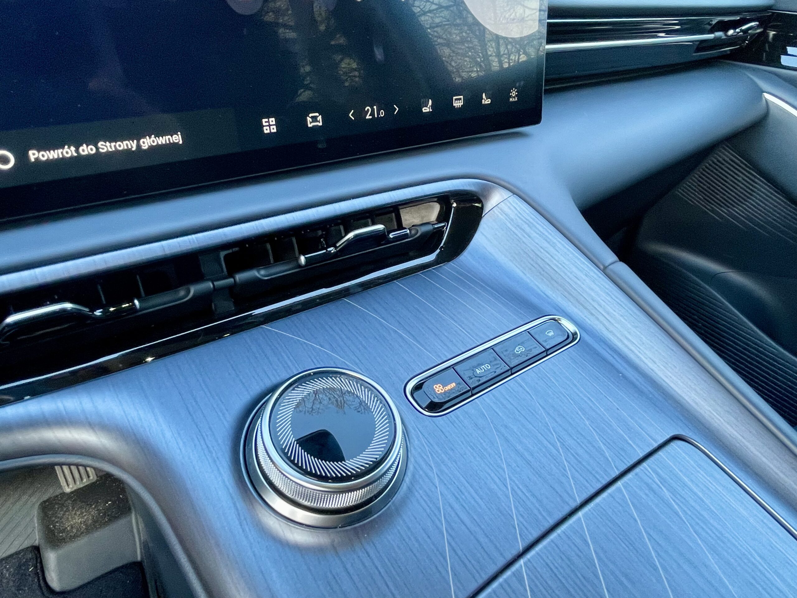 Nie wszystko robi się dotykowo - słowa uznania za obrotową gałkę 