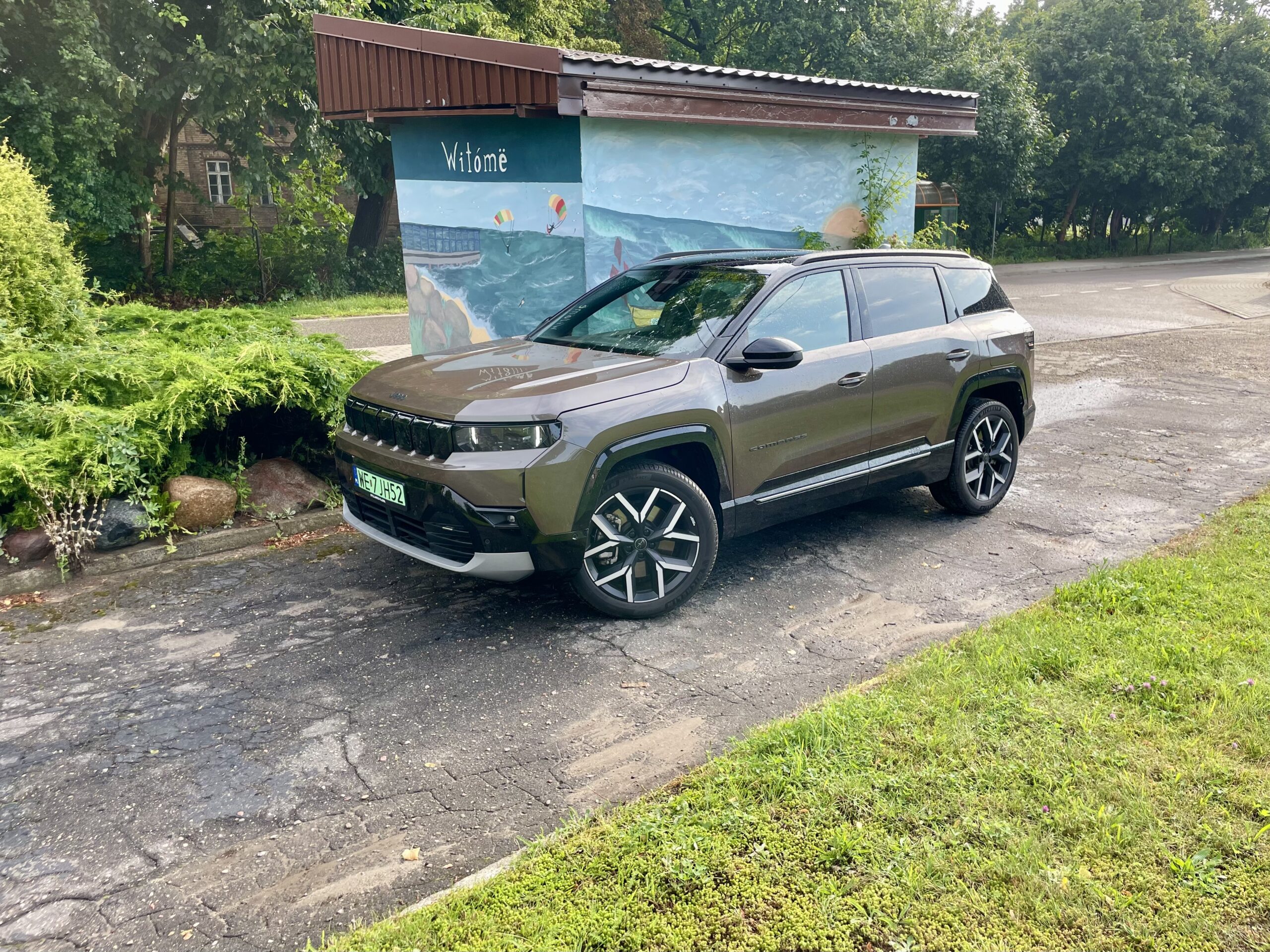 Elektryczny Jeep Compass