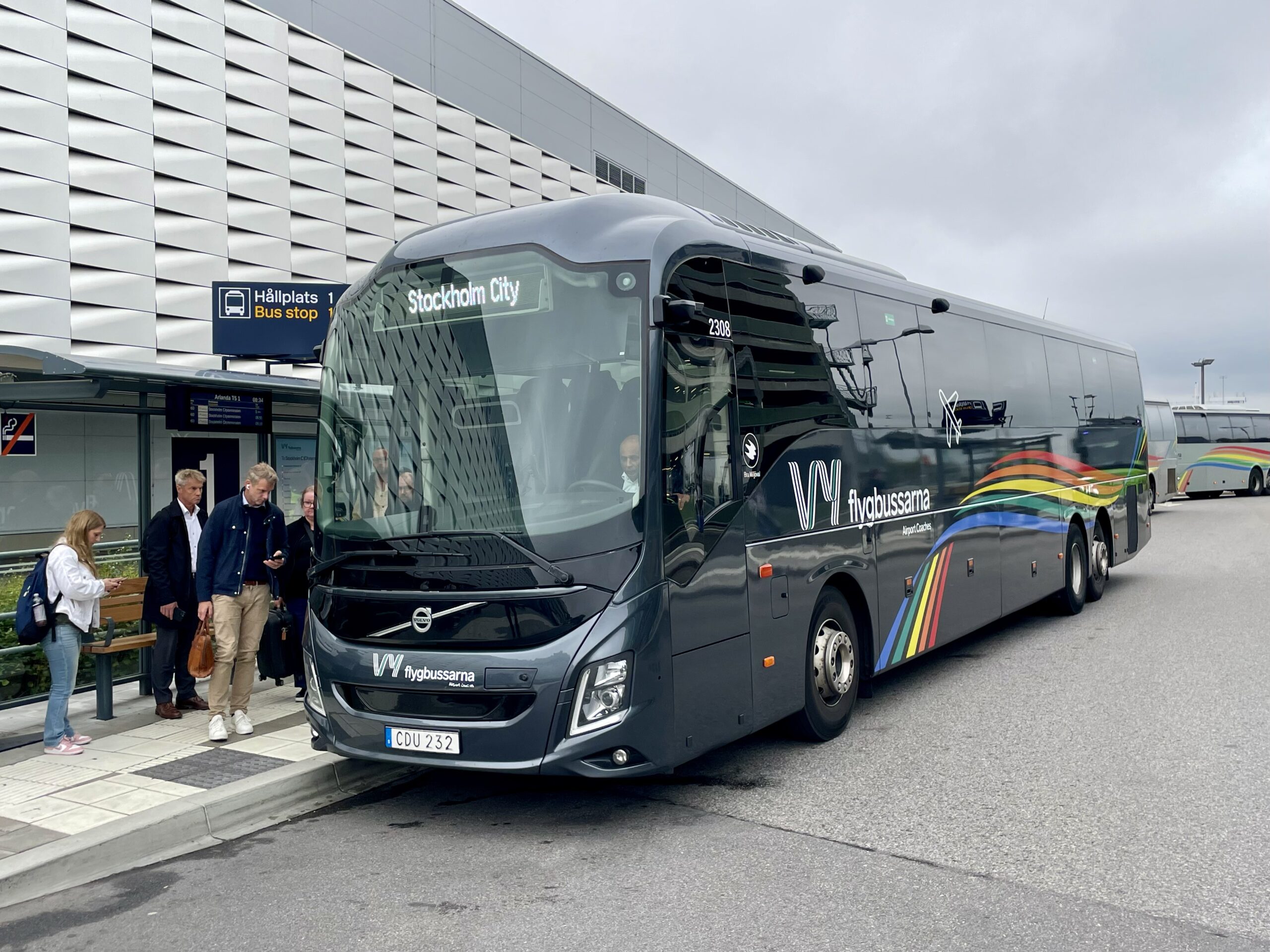 Autobus kursujący z lotniska Arlanda